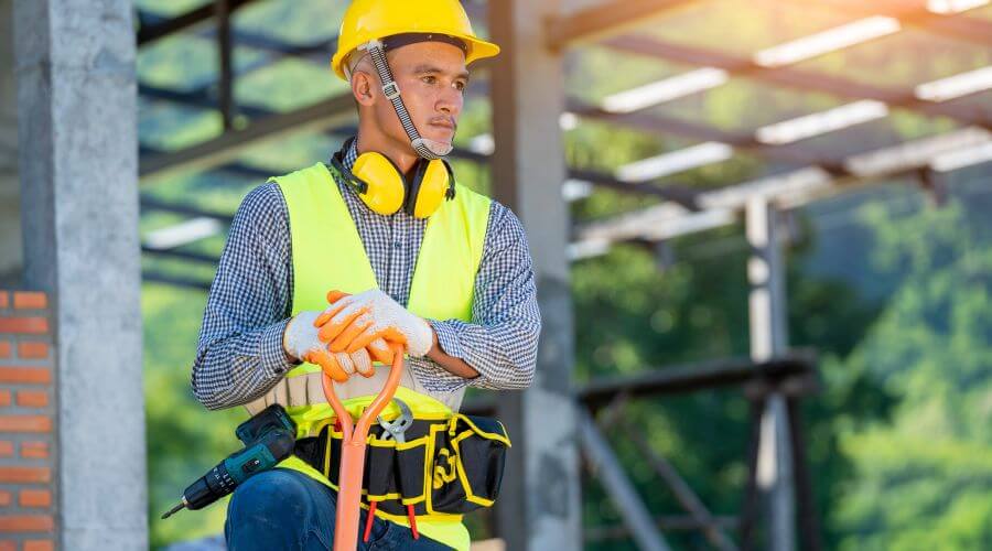 Professional gutter cleaning in Picayune, MS